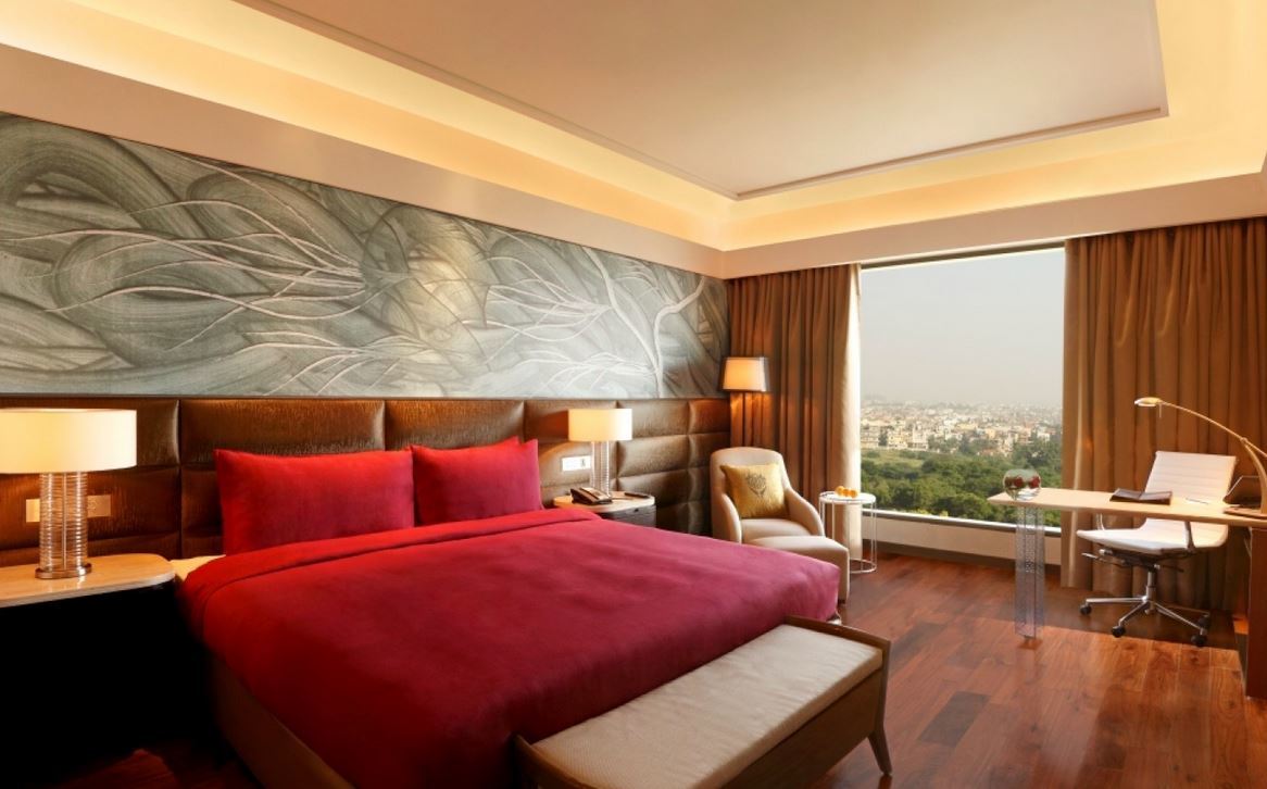 The Leela Ambience Convention Hotel Delhi New Delhi Exterior foto A room at The Park, New Delhi